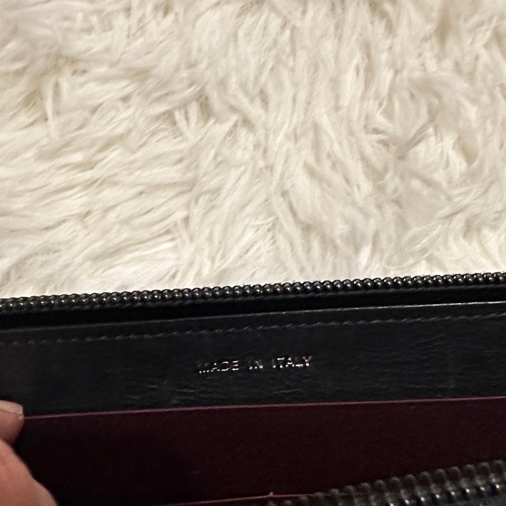 CHANEL Black Quilted Embossed Wallet - Picture 13 of 13